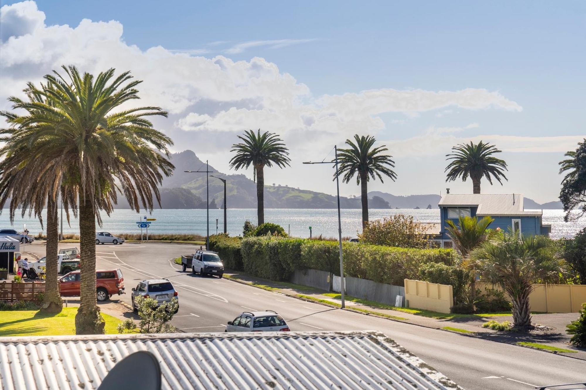 Rooftops Accommodation Whitianga Exterior photo