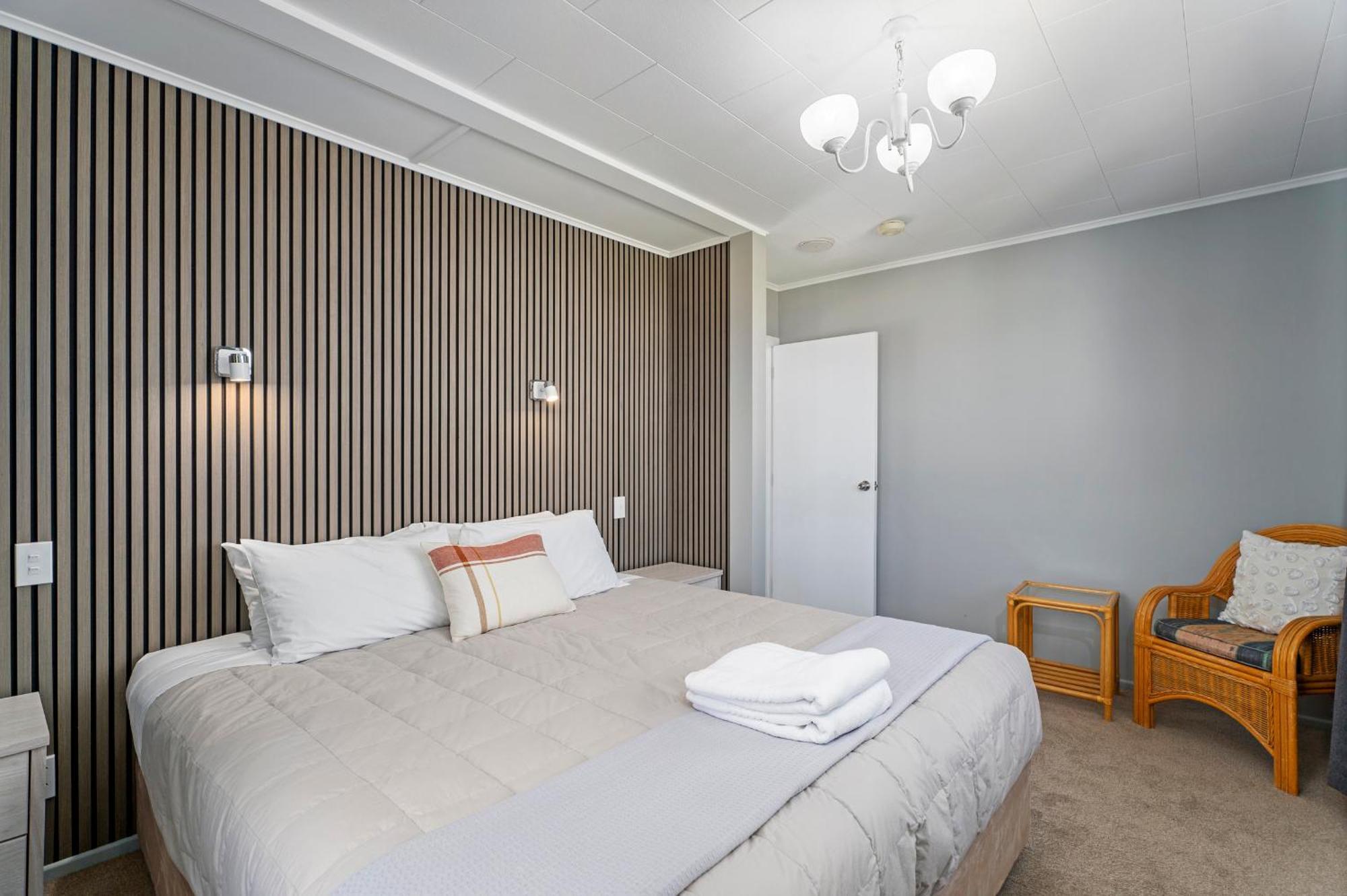 Rooftops Accommodation Whitianga Exterior photo