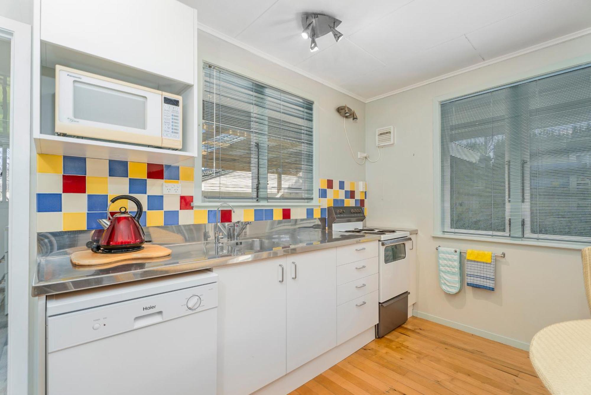 Rooftops Accommodation Whitianga Exterior photo
